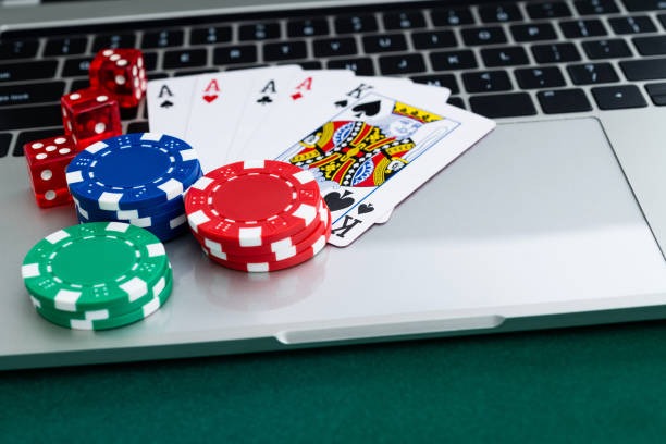 Live dealer table on mega168 app with promotional badge